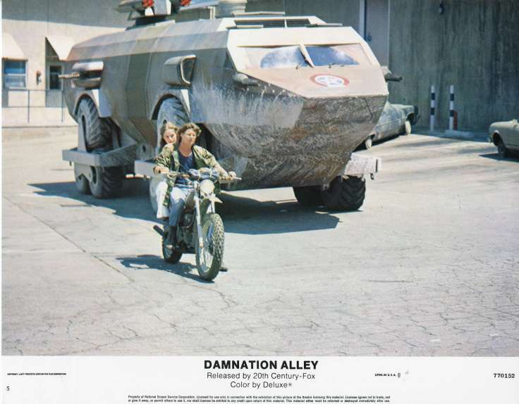 damnation-alley-lobby-card-5.jpg