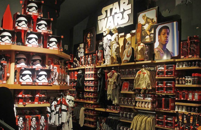 star-wars-toys-e1447903382477