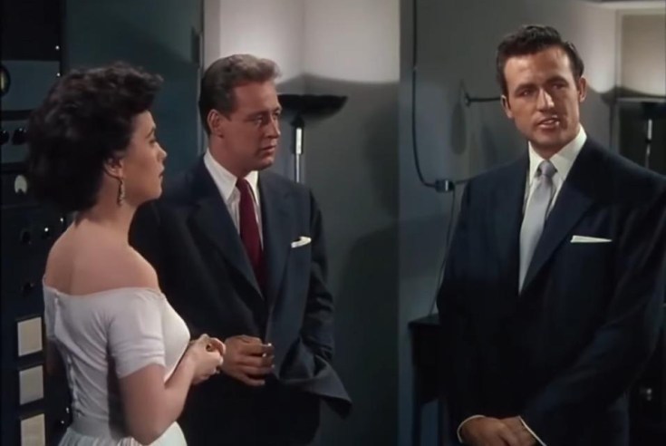 MV5BNjMyMjJjMjItZjZhZC00MWI2LTg5NjktNTE2NzVlMzNlMmFlXkEyXkFqcGdeQXVyMDY3OTcyOQ@@._V1_